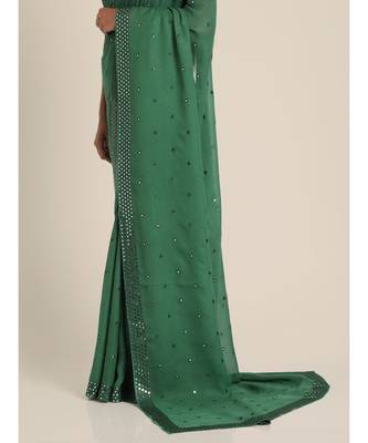 Suta Green Mirror Work Embellished saree 3