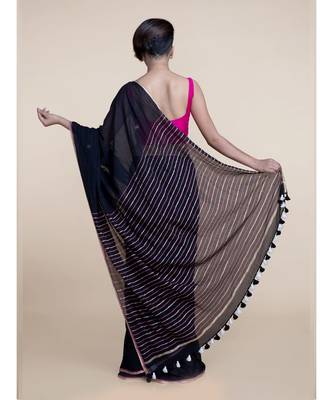 Suta Black  Gold-Toned Striped Zari Pure Cotton Saree 3