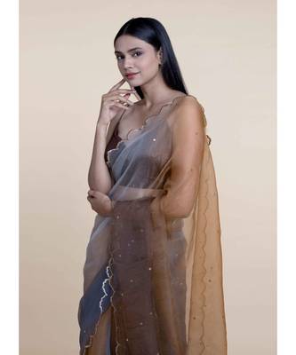 Suta Women Grey-Brown Organza Handcrafted Metal Sequine Ombre Saree 4