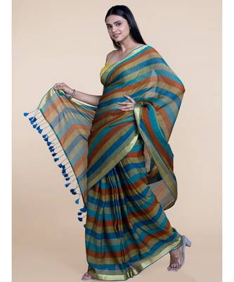 Suta Women Multicolored Mul Cotton Zari With Blue Tassels saree 3