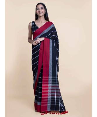 Suta Women Black And Grey Checkered Pure Cotton Saree 1