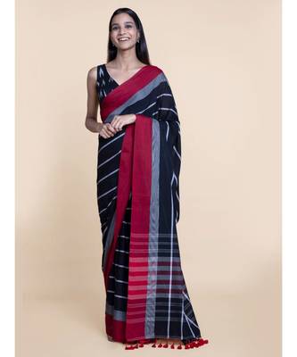 Suta Women Black And Grey Checkered Pure Cotton Saree 3