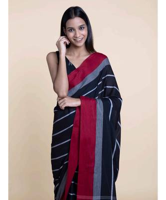 Suta Women Black And Grey Checkered Pure Cotton Saree 4