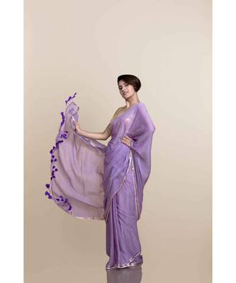 Suta Women Lavender Mul Cotton With Zari Border And Ghicha Pallu 3