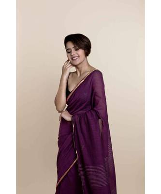 Suta Women Purple Zari Border Mul Cotton Saree with Ghicha Pallu 5