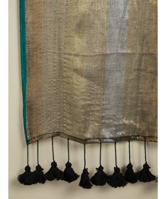 Suta Grey  Gold-Toned Striped Saree 2