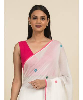 Suta White Floral Printed Pure Cotton Saree 4