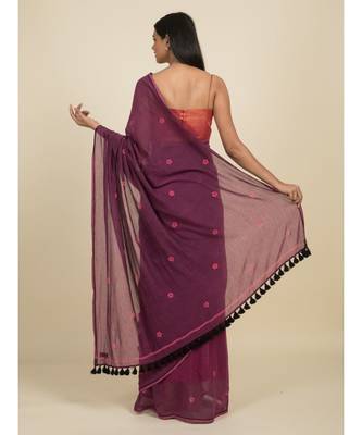 Suta Purple Floral Block Printed Pure Cotton Saree 5