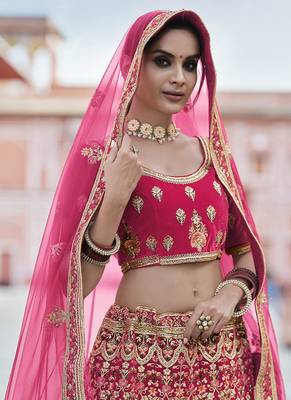 pink Color Velvet Fabric Zari And plain Work Lehenga Choli 2