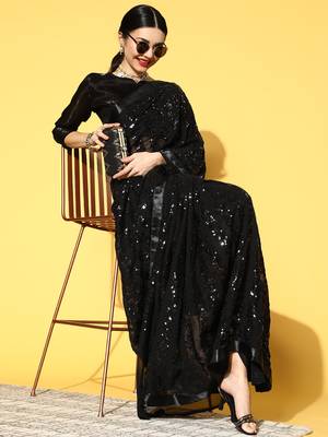 Black plain georgette saree with blouse 3
