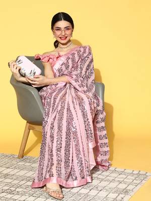 Light Pink Plain Georgette Saree With Blouse 3