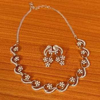 White necklace-sets 1