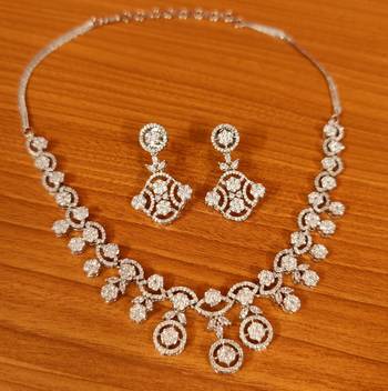 White necklace-sets 1