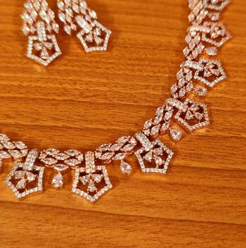 White necklace-sets 3