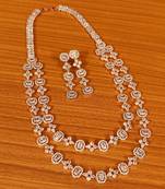 White necklace-sets