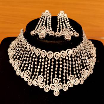 White necklace-sets 1