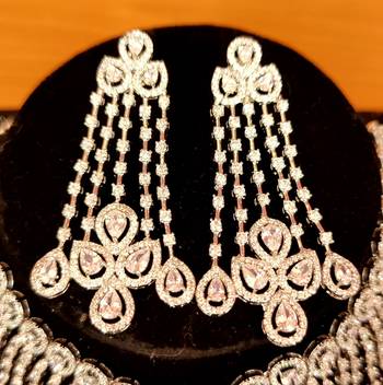White necklace-sets 2