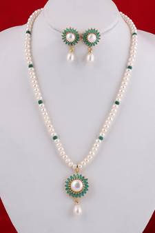 Real Natural Hyderabadi pearls Set