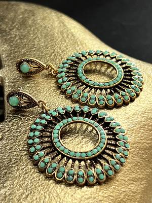 Green zircon  earrings 4