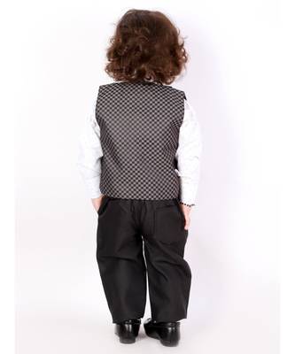 Black   white Party Wear suit with bow-tie 4