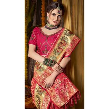 Pink woven silk blend saree with blouse 2