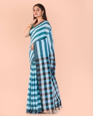 Blue hand woven cotton saree with blouse 2