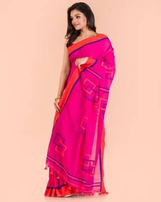 Pink hand woven cotton saree with blouse 2