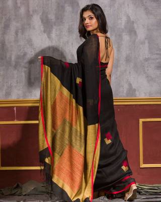 Black hand woven linen saree with blouse 4