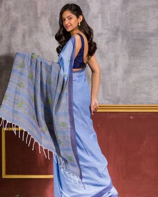 Blue hand woven cotton saree with blouse 3
