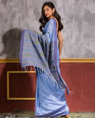Blue hand woven cotton saree with blouse 4