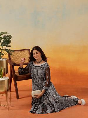 Women'S Hand Embroidered Black Georgette Lucknow Chikankari Anarkali Kurta 6