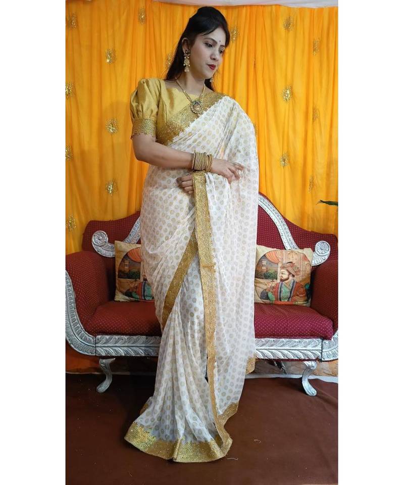 Aruna Saree with blouses Galaxy Foil Print With Lace Border  and Diamond  Saree with blouse