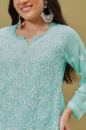 Hand Embroidered Green Georgette Lucknow Chikankari Women Kurta With Slip