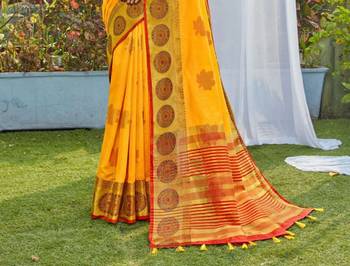 Yellow Woven Chanderi Saree With Blouse 4