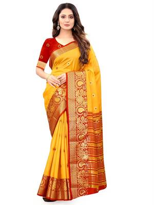 Yellow woven jacquard saree with blouse 1