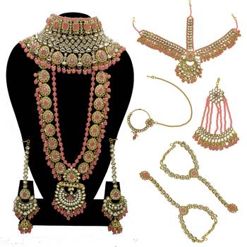 Pink jewellery 2