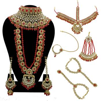 Red jewellery 1
