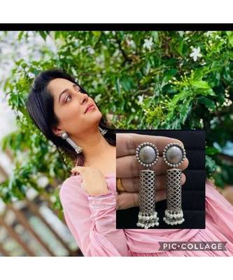 Bollywood celebrity earrings 1