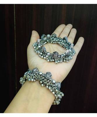 MAADURGA OPENABLE KADA, Indian oxidized German silver jewelry, tribal banjara style, silver look alike, 1