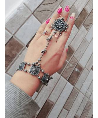 Oxidised Hand harness with adjustable ring 2