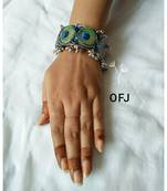 Peacock Feather Openable Bracelet