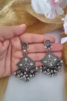 Floral Dangler Earrings