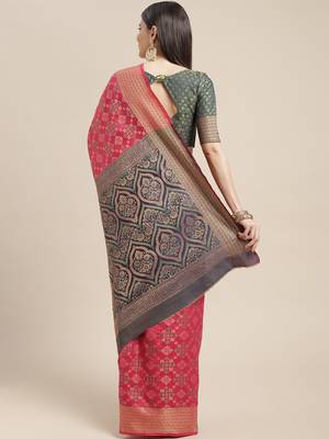 Rani pink woven banarasi silk saree with blouse 2
