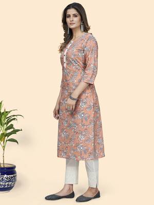 Vbuyz Women'S Floral Print Straight Cotton Peach Stitched Kurta 4