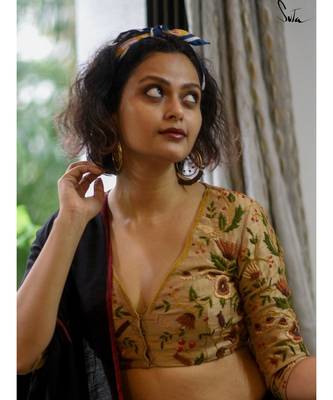 Suta Beige Cotton Satin Embroidered Blouse 4