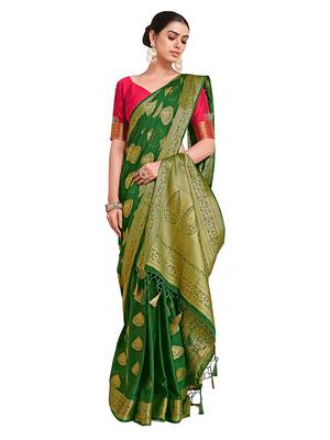 Green woven crepe saree with blouse 1