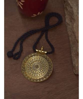 Gold necklaces 1
