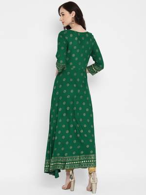 Green printed rayon kurtas-and-kurtis 3