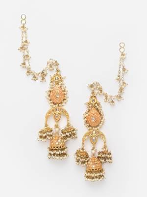 Pink pearl earrings 3