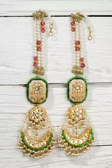 Pink pearl earrings